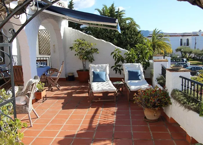 El Capistrano Village Spacious Home, Large Terrace Apartment